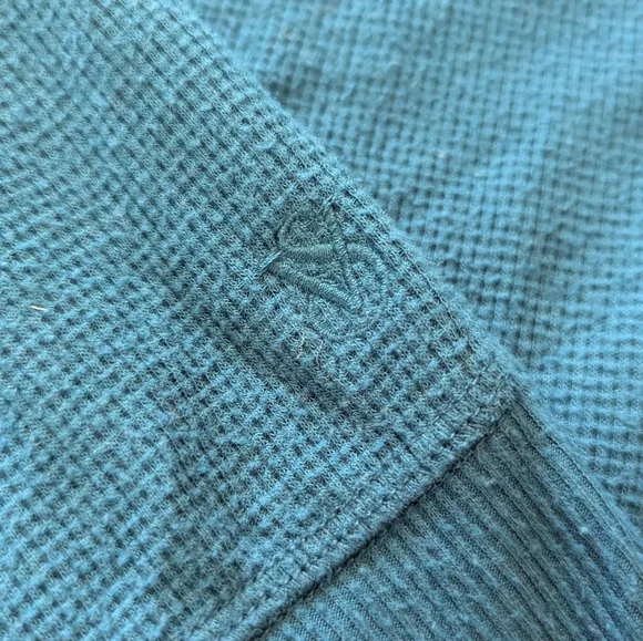 ❤️ Victoria's secret waffle weave PJ set Long sleeve hoodie drawstring shorts - Picture 4 of 4